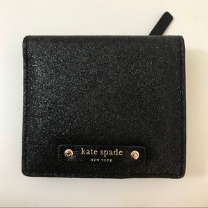 PRICEDROP NEW KATE SPADE WALLET (AUTHENTIC)